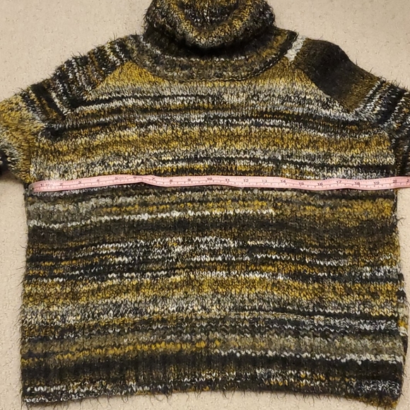 Babaton Titus Sweater - Picture 7 of 9